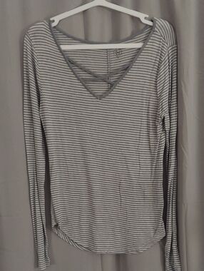 SO Gray and White Striped Long-Sleeve V-Neck Top with Crisscross